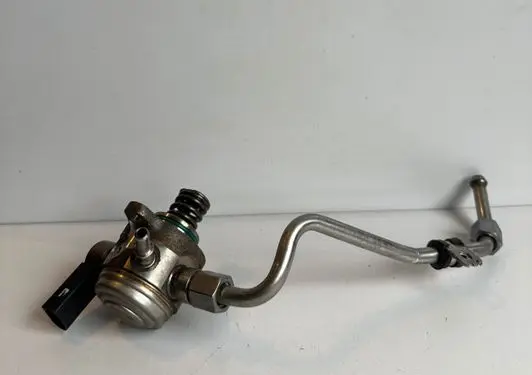 Volkswagen T-Roc Fuel injection high pressure pump 05E127027A