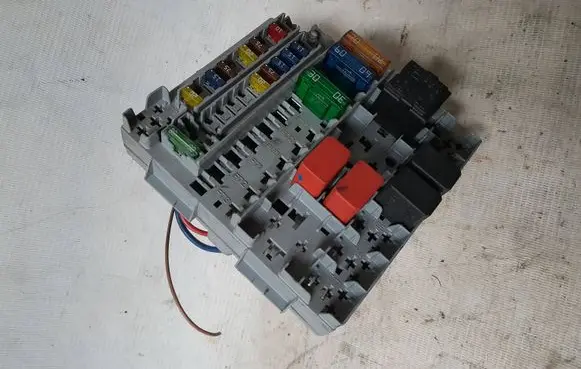 Fiat Panda II Fuse box set 46841645