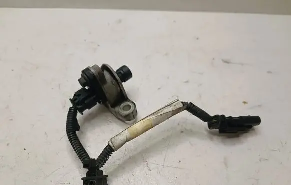 Volvo V60 Camshaft speed sensor 31303094