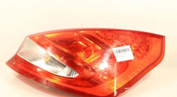 Ford Fiesta Rear/tail lights E412388