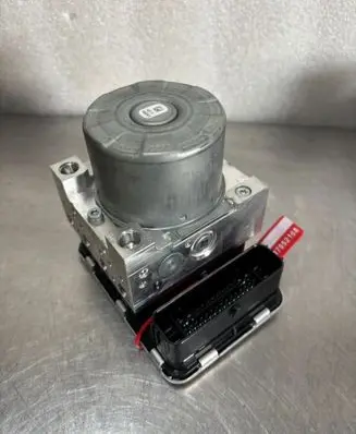 Renault Trafic III (X82) Master brake cylinder