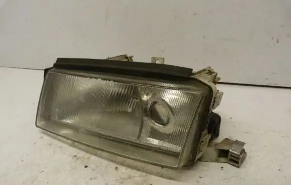 Skoda Octavia Mk1 (1U) Headlight/headlamp