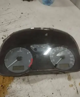 Skoda Octavia Mk1 (1U) Speedometer (instrument cluster) 8C0614111C
