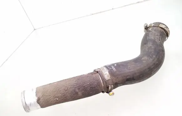 Intercooler hose/pipe