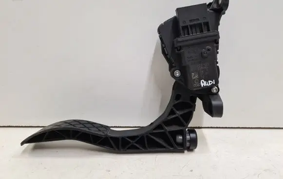 Audi A6 S6 C6 4F Accelerator throttle pedal 4F1723523A 6PV0089840