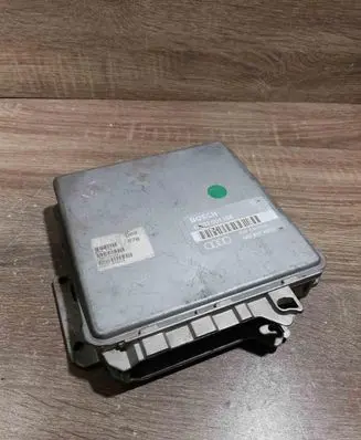 Audi 100 S4 C4 Engine control unit/module ECU 0281001166 4A0907401D