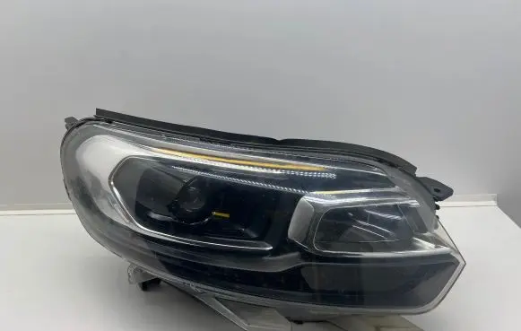 Citroen Jumpy Headlight/headlamp 9808233980 0019709204 DCR01101
