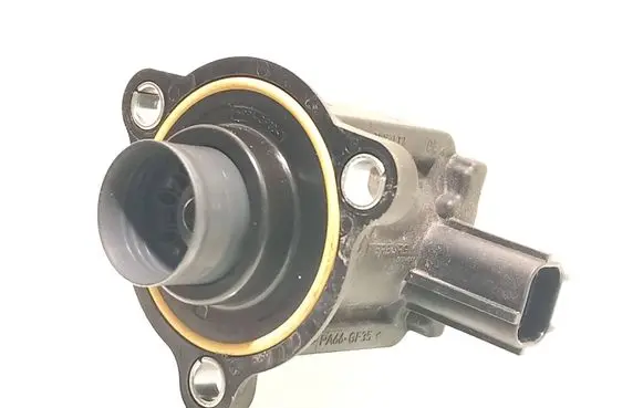 Land Rover Defender Turbo system vacuum part 70490800 I22T095