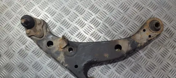Toyota Corolla E110 Front lower control arm/wishbone
