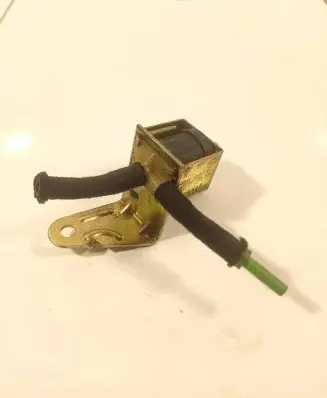 Audi A6 S6 C4 4A Turbo solenoid valve 437906283A 1286
