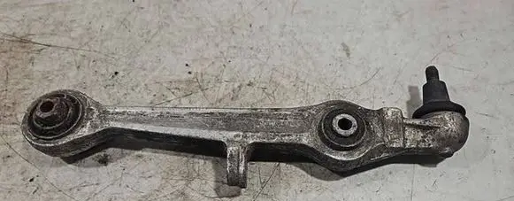 Volkswagen PASSAT B5.5 Front control arm 4D0407155P