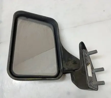 Mercedes-Benz 100 W631 Manual wing mirror E9010042