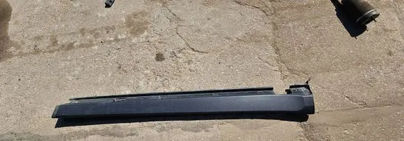 Mercedes-Benz ML W164 Sill A1646900240