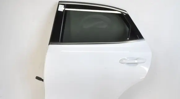 KIA Ceed Rear door 