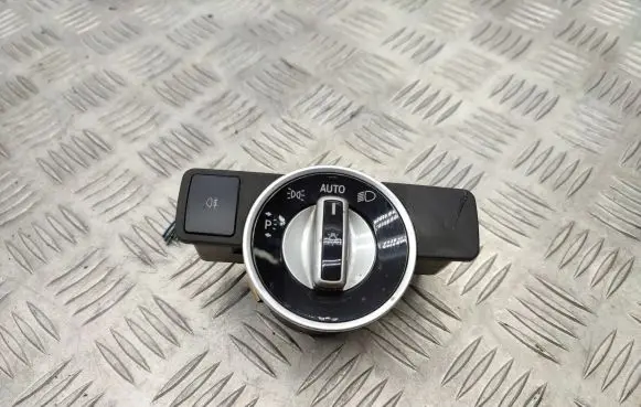 Mercedes-Benz B W246 W242 Light switch
