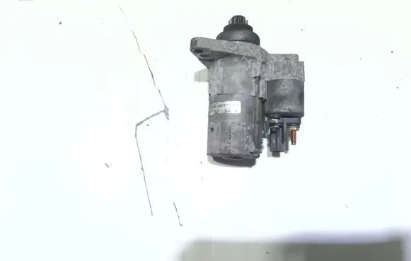 Volkswagen Golf V Starter motor 02Z911023H