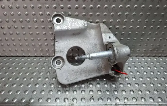 Renault Twingo III Engine mounting bracket S25071503 751189835R