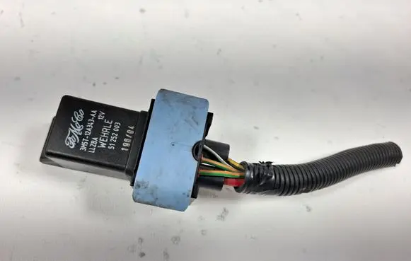 Volvo S40 Glow plug pre-heat relay 3M5T12A343AA 51252003 LL2BA