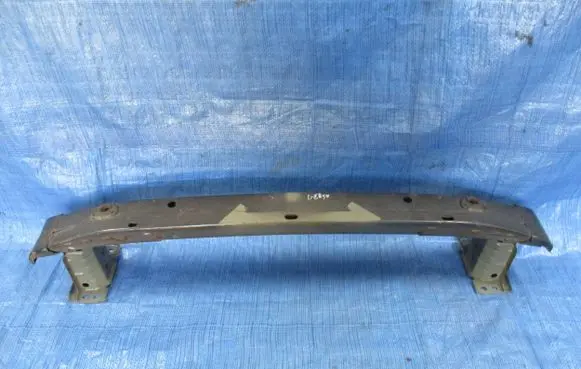 Toyota Verso Front bumper support beam 