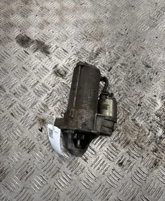 Volkswagen PASSAT B5.5 Starter motor
