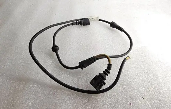 Audi A6 S6 C6 4F Front ABS sensor wiring 4F0972251