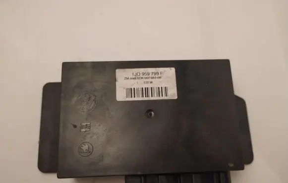 Volkswagen PASSAT B5 Comfort/convenience module 1J0959799F 5DK00795200