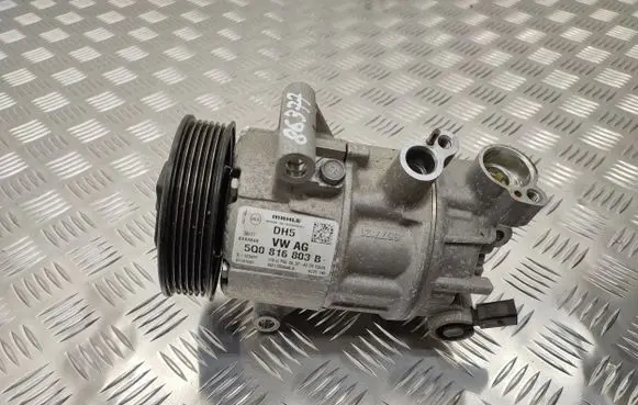Volkswagen Golf Sportsvan Air conditioning (A/C) compressor (pump) 5Q0816803B