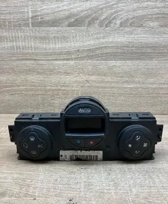 Renault Megane II Climate control unit 8200344840