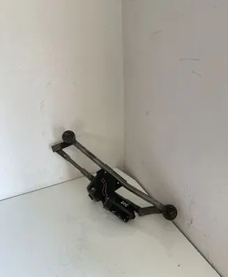 Peugeot 206 Front wiper linkage and motor 0390241360 3397020446