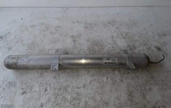 Vacuum air tank