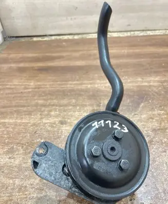 BMW 3 E90 E91 Power steering pump 678883803
