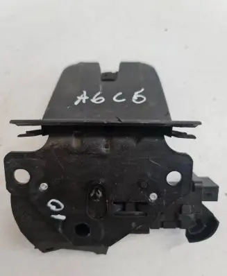 Audi A6 S6 C6 4F Tailgate/trunk/boot lock/catch/latch 8P4827505C