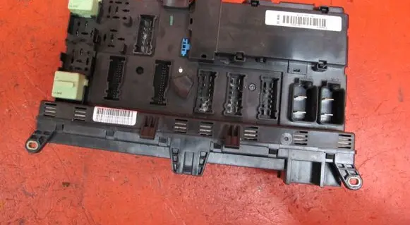 BMW X5 E53 Fuse module 8384527