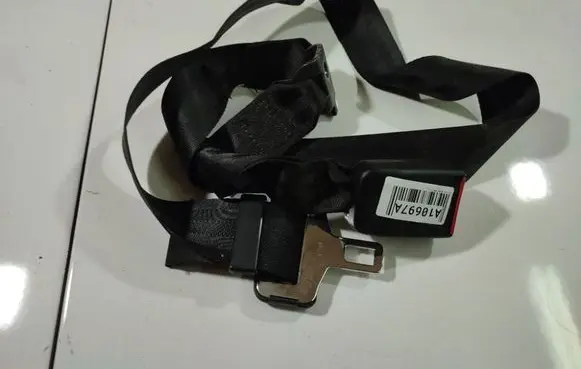 Citroen Xsara Middle seatbelt buckle (rear) 046013