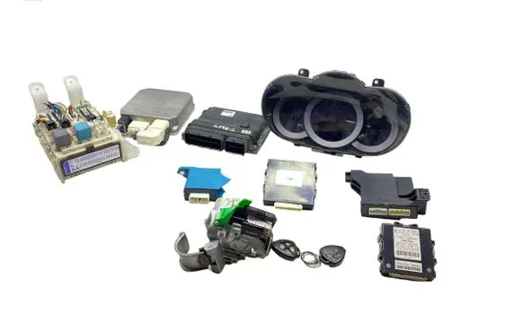 Toyota RAV 4 (XA30) Engine ECU kit and lock set 8966142C10 8963042010 8973042010