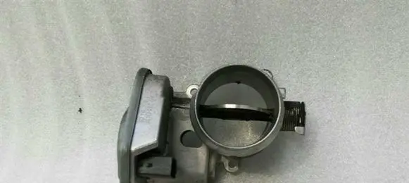 BMW 5 E60 E61 Throttle valve 780438401