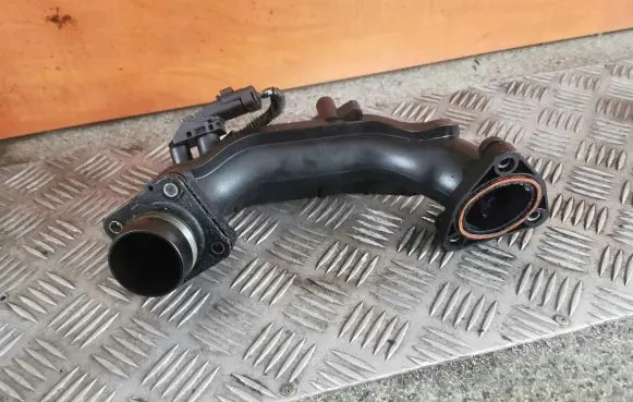 Citroen C3 Air intake hose/pipe 9674942380