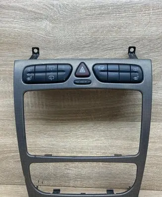 Mercedes-Benz C W203 Hazard light switch 2038219679 A203680