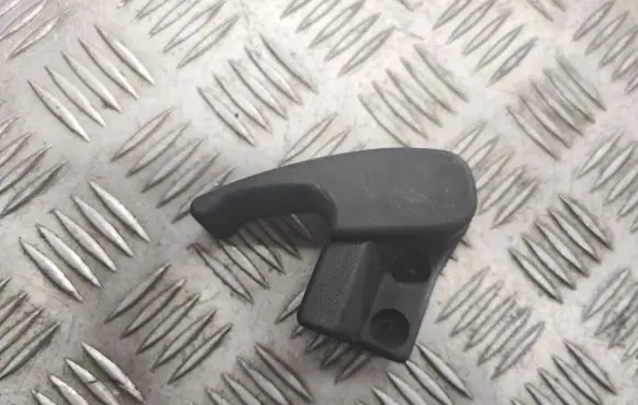 Audi A3 S3 8L Engine bonnet (hood) release handle 1H1823533