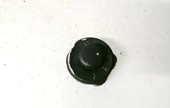 Skoda Octavia Mk2 (1Z) Wing mirror switch 1z2959565a
