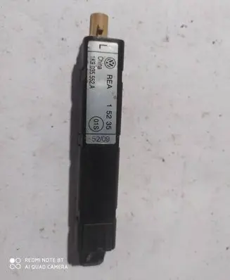 Volkswagen Golf VI Antenna control unit 1K9035552A 15235