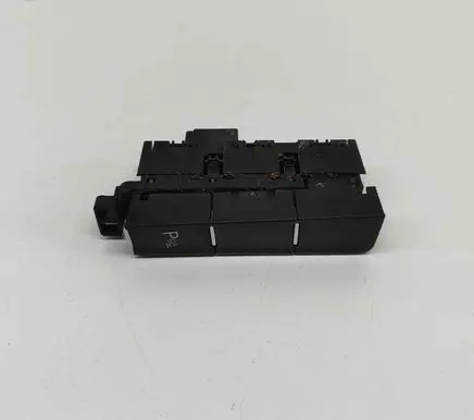 Volkswagen Golf VII Parking (PDC) sensor switch 5G1927238E