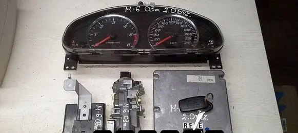 Mazda 6 Engine control unit/module RF5E18881A