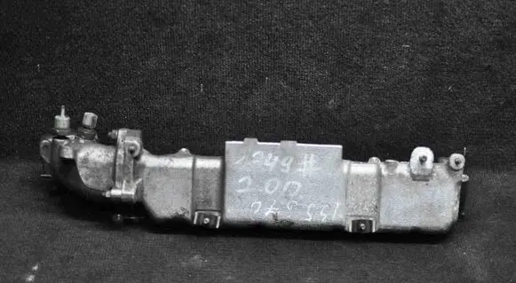 Toyota Avensis T250 Intake manifold