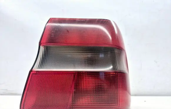 Volvo S70 V70 V70 XC Rear/tail lights 9151482