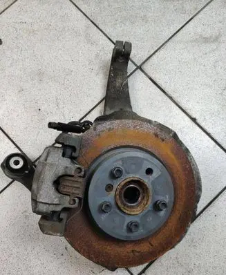 BMW 5 F10 F11 Front wheel hub spindle knuckle