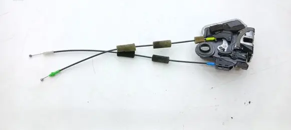 Lexus IS 220D-250-350 Front door lock (next to the handle) 6905053040