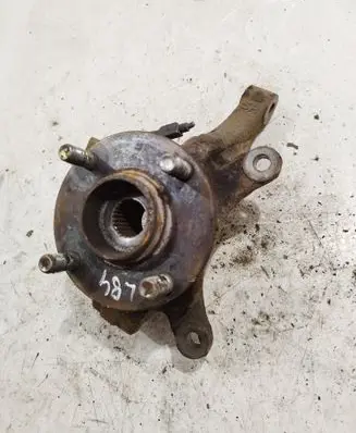 Suzuki Swift I Front wheel hub spindle knuckle