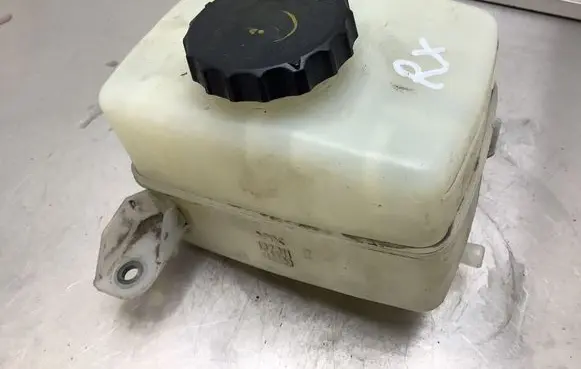 Lexus RX 330 - 350 - 400H Coolant expansion tank/reservoir 132311 40500
