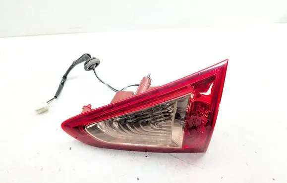 Infiniti QX50 (J50) Tailgate rear/tail lights ZM04V